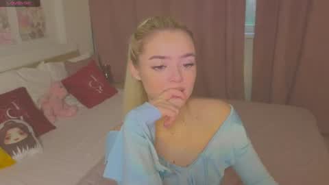 Anna online show from 06/19/26, 06:23