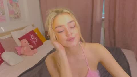 Anna online show from 07/17/26, 01:40