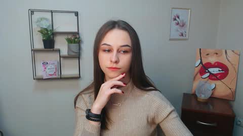 anna_sia_ online show from 11/06/25, 08:15