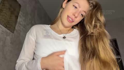 Snapshot of anna_ssweety chatting on 01/22/25, 07:24 Anna fansly anna sssweety online show from 01/22/25, 07:24