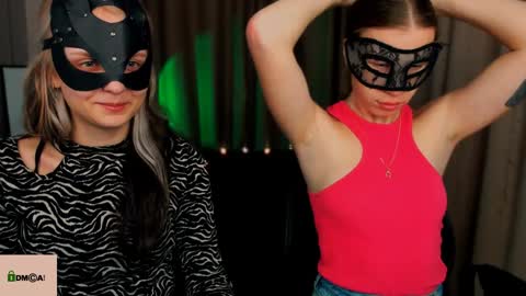 Snapshot of anna_sunshines chatting on 12/11/24, 01:17 Anna pvt is open online show from 12/11/24, 01:17