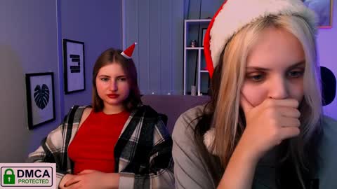 Snapshot of anna_sunshines chatting on 12/25/24, 01:51 Anna pvt is open online show from 12/25/24, 01:51