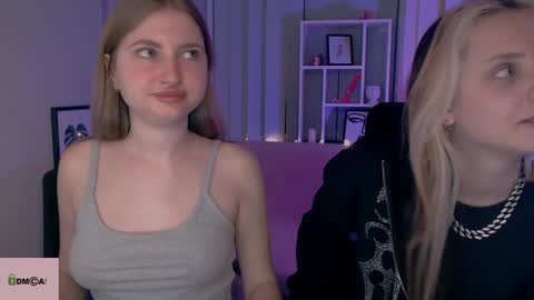 Snapshot of anna_sunshines chatting on 01/09/25, 11:34 Anna pvt is open online show from 01/09/25, 11:34