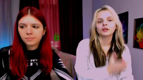 Snapshot of anna_sunshines chatting on 01/24/25, 11:15 Anna pvt is open online show from 01/24/25, 11:15