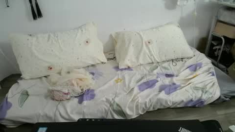anna_xyz online show from 06/29/26, 01:45