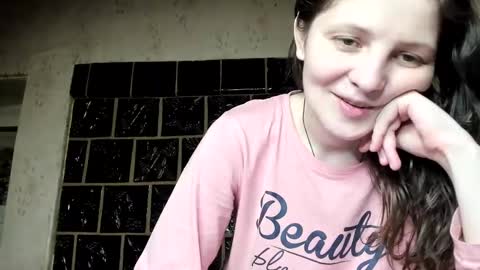 annaahcharm online show from 12/27/24, 11:21