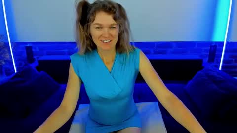 Annabel online show from 10/11/25, 05:50