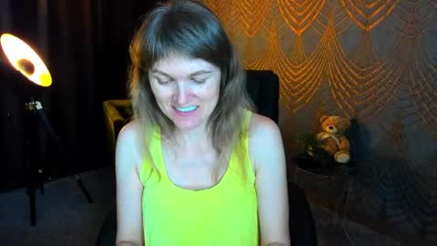 Annabel online show from 05/21/26, 06:04
