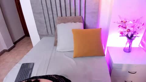 AnnaBrooks online show from 02/27/26, 12:21