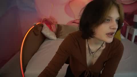 Anna online show from 09/20/25, 12:17