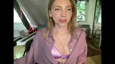 Anna Darko online show from 06/19/26, 03:16