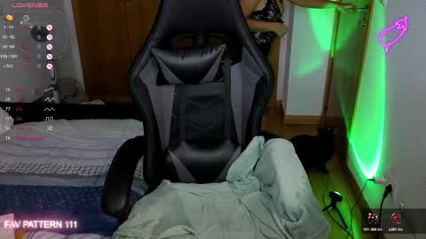 Snapshot of annadolll chatting on 11/17/25, 08:58 OF twitter annadangerx pornhub online show from 11/17/25, 08:58