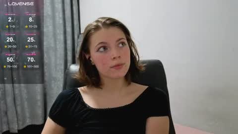 Luna online show from 07/10/26, 08:00