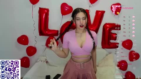 Snapshot of annaelfi chatting on 02/12/25, 01:27 Anna online show from 02/12/25, 01:27