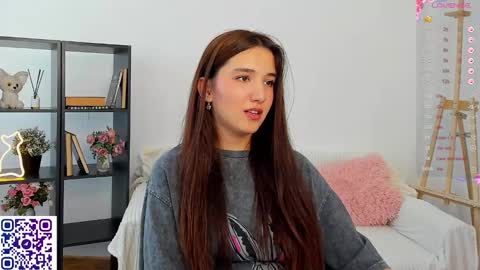 Snapshot of annaelfi chatting on 02/23/25, 05:56 Anna online show from 02/23/25, 05:56