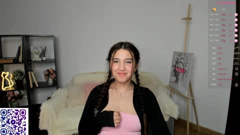 Snapshot of annaelfi chatting on 02/27/25, 12:56 Anna online show from 02/27/25, 12:56