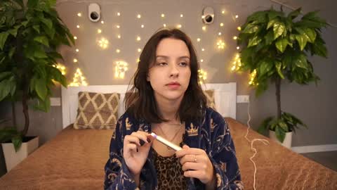 Snapshot of annaelys chatting on 01/11/25, 04:38 Anna online show from 01/11/25, 04:38