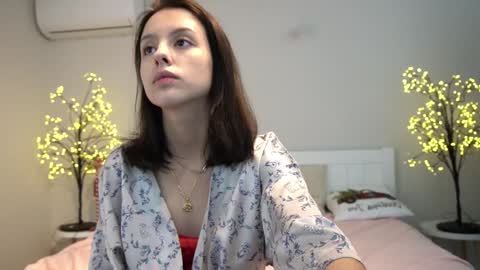 Snapshot of annaelys chatting on 01/23/25, 05:02 Anna online show from 01/23/25, 05:02