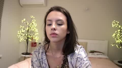 Snapshot of annaelys chatting on 01/24/25, 02:49 Anna online show from 01/24/25, 02:49