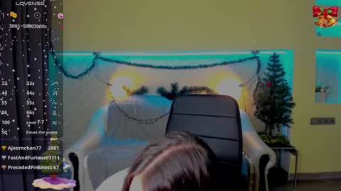 Snapshot of annafols chatting on 12/27/24, 12:34 Anna online show from 12/27/24, 12:34