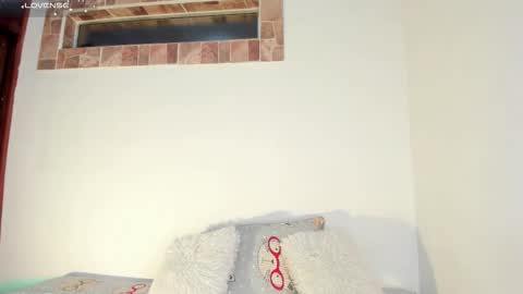 annafoox_ online show from 11/01/25, 01:40