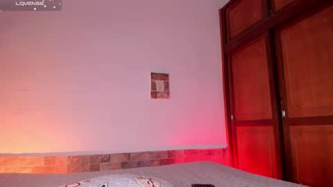 annafoox_ online show from 11/21/25, 05:28