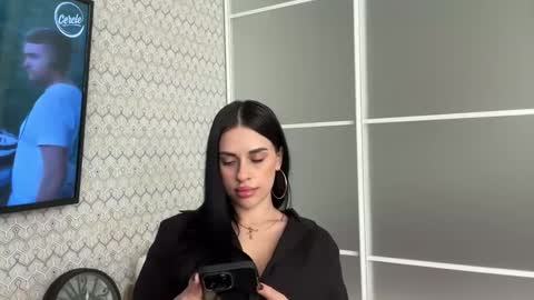 CLEOPATRA online show from 01/17/25, 01:03