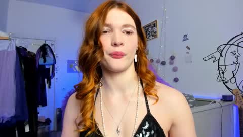 Snapshot of annakeenon chatting on 02/28/26, 09:05 Anna online show from 02/28/26, 09:05