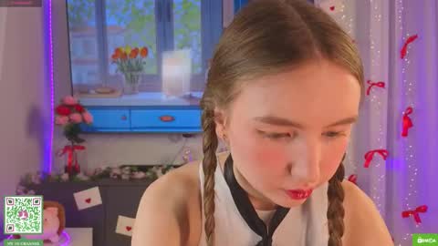 Holly Molly Im Polly online show from 03/15/26, 07:09