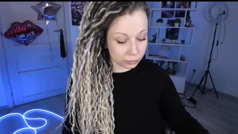 Anna online show from 02/08/26, 01:58