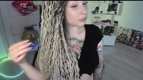 Snapshot of annanebula chatting on 07/28/26, 01:10 Anna online show from 07/28/26, 01:10