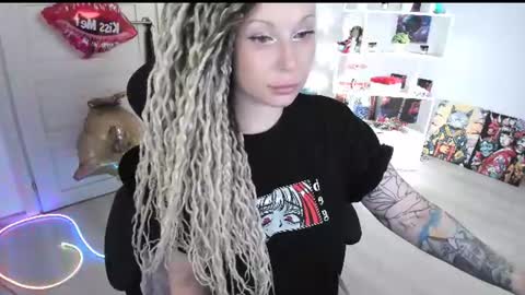 Snapshot of annanebula chatting on 07/28/26, 03:43 Anna online show from 07/28/26, 03:43