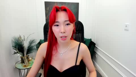 Snapshot of annareyli chatting on 05/24/26, 11:15 Anna online show from 05/24/26, 11:15
