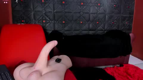 Snapshot of annavi_ chatting on 06/10/26, 11:35 Annavi online show from 06/10/26, 11:35
