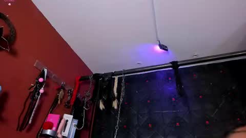 Snapshot of annavi_ chatting on 07/04/26, 07:20 Annavi online show from 07/04/26, 07:20