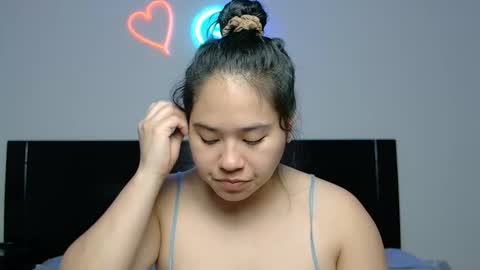 Anna online show from 11/08/25, 05:40