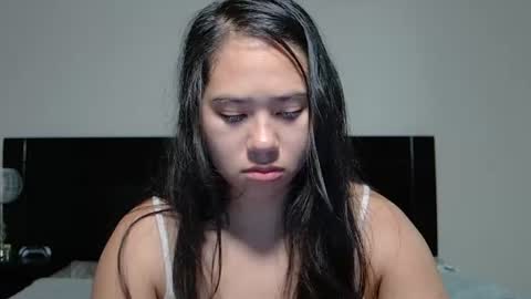 Anna online show from 06/30/26, 01:50