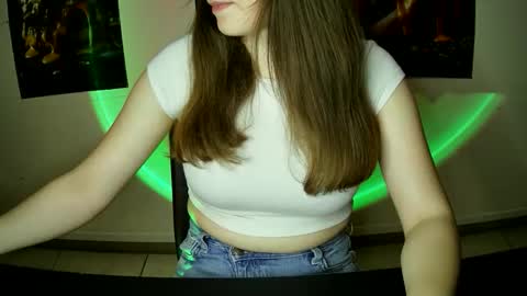 Bella online show from 09/22/25, 12:07