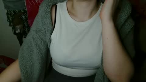 Bella online show from 11/26/25, 06:20