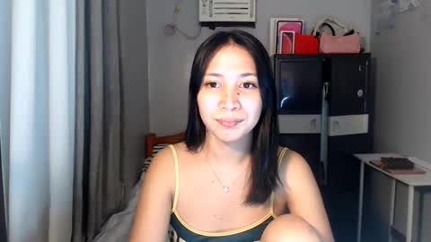 Snapshot of anne_chanelx chatting on 05/23/26, 09:52 anne_chanelx online show from 05/23/26, 09:52