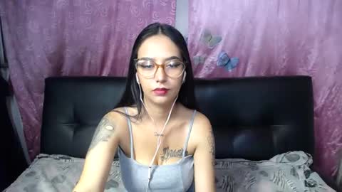 Anne online show from 02/11/25, 01:41