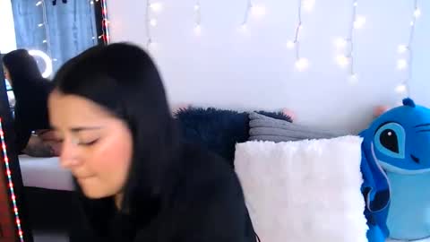 Anne  online show from 05/31/26, 04:36