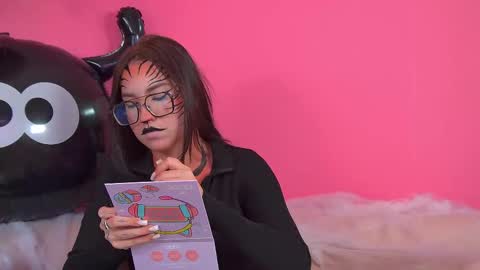 Anne online show from 10/25/25, 07:16