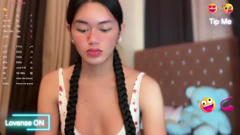 Kim online show from 02/20/25, 10:37