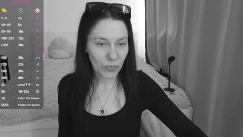 Annemorie online show from 04/08/26, 05:51