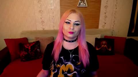 AnnessixReign online show from 10/21/25, 10:38