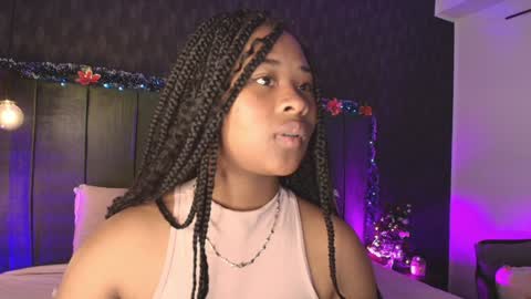 Snapshot of anneth__m chatting on 12/21/24, 07:49 Anneth online show from 12/21/24, 07:49