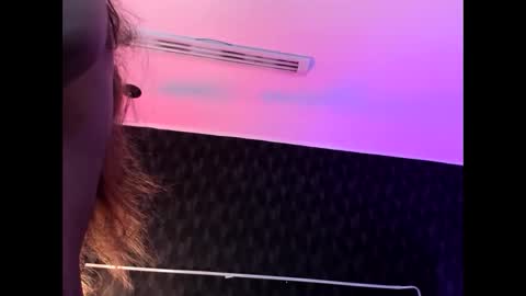 Snapshot of anneth__m chatting on 02/04/25, 10:45 Anneth online show from 02/04/25, 10:45