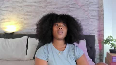 Snapshot of anneth__m chatting on 09/08/25, 07:46 Anneth online show from 09/08/25, 07:46