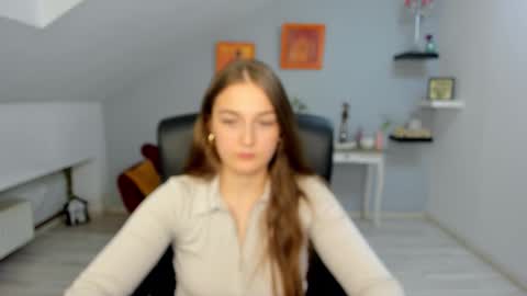 Snapshot of annewilsonn chatting on 11/10/25, 12:59 annewilsonn online show from 11/10/25, 12:59